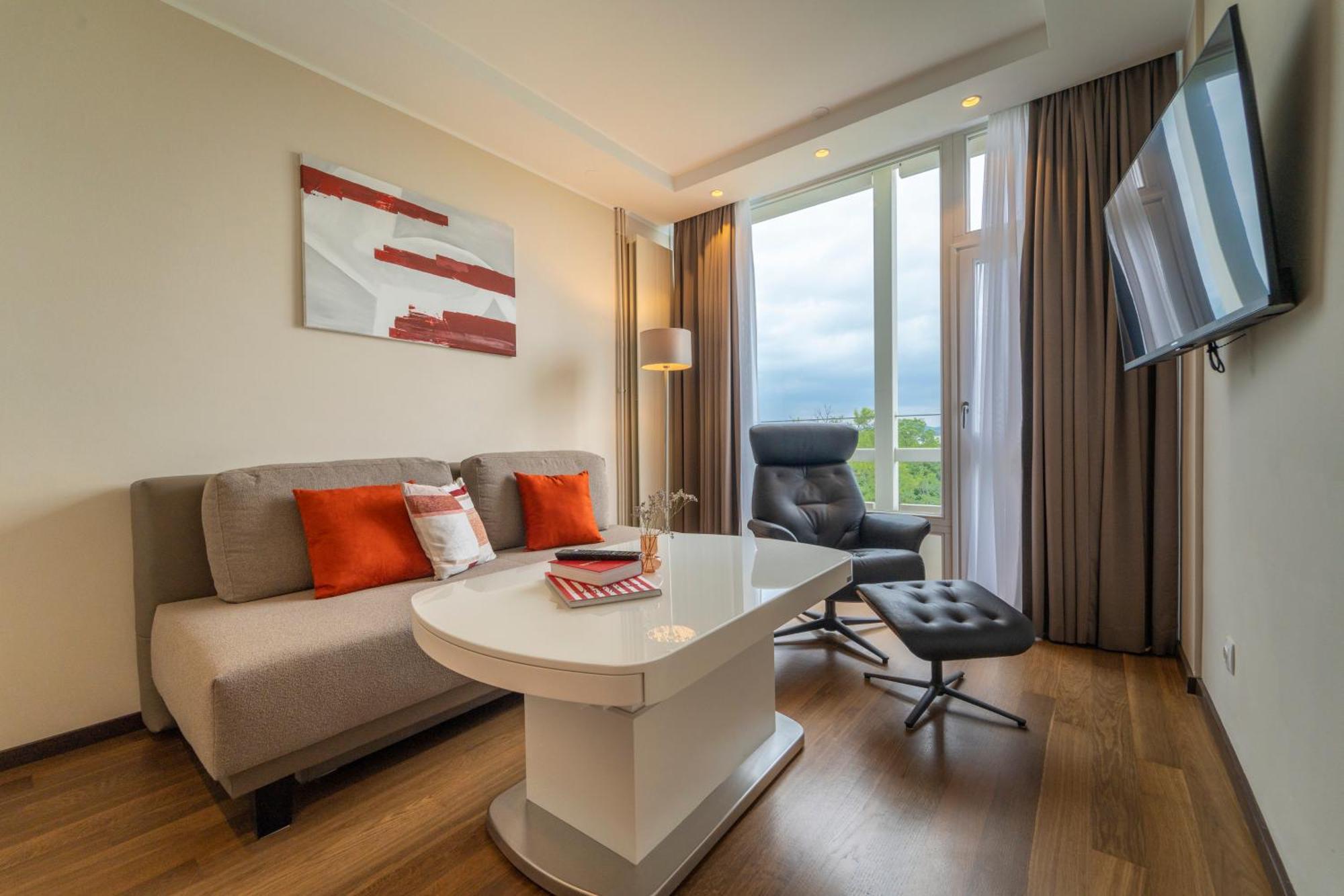 Pakat Residences Wenen Buitenkant foto