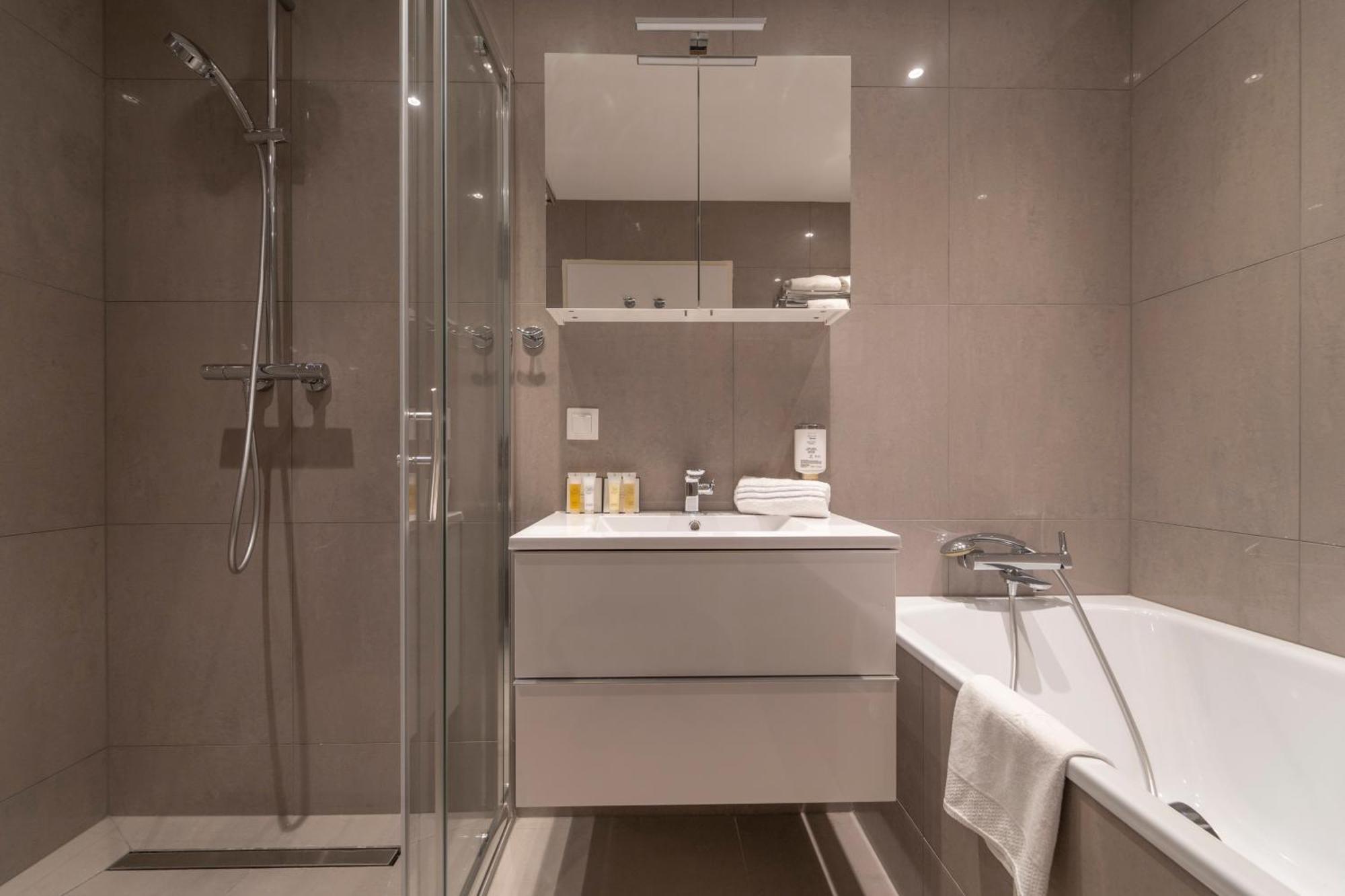 Pakat Residences Wenen Buitenkant foto