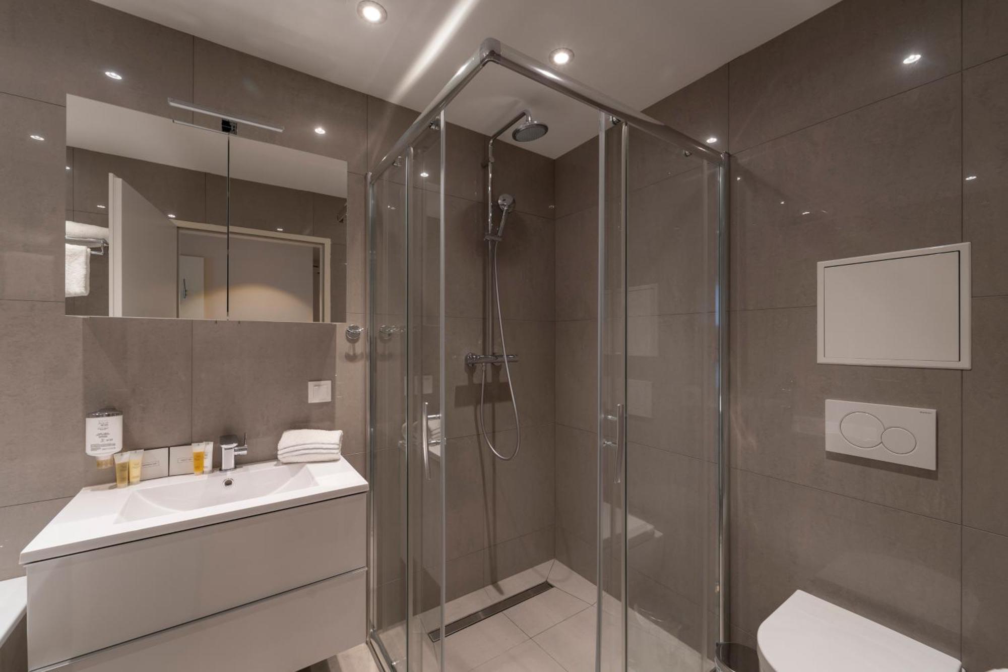 Pakat Residences Wenen Buitenkant foto