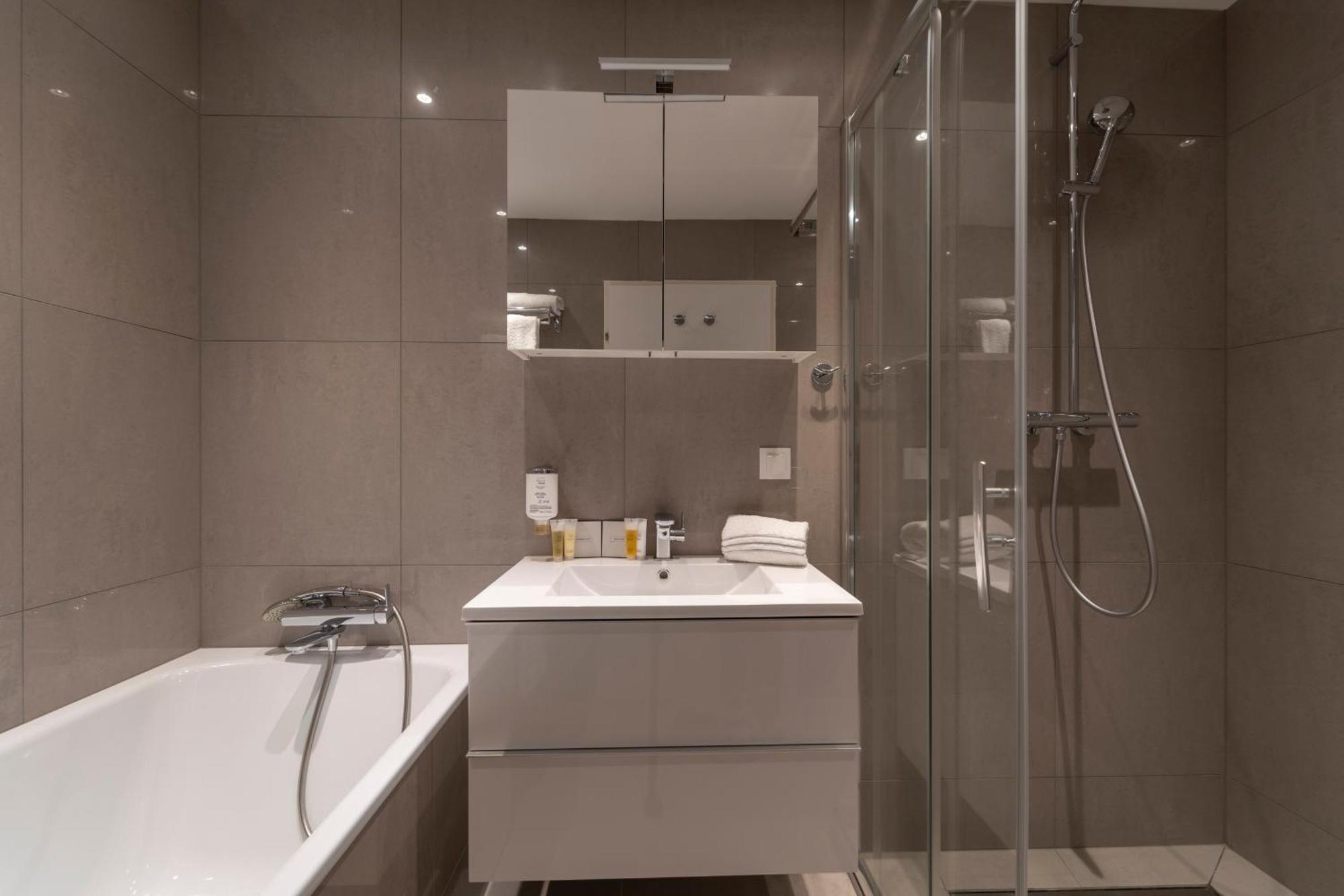 Pakat Residences Wenen Buitenkant foto