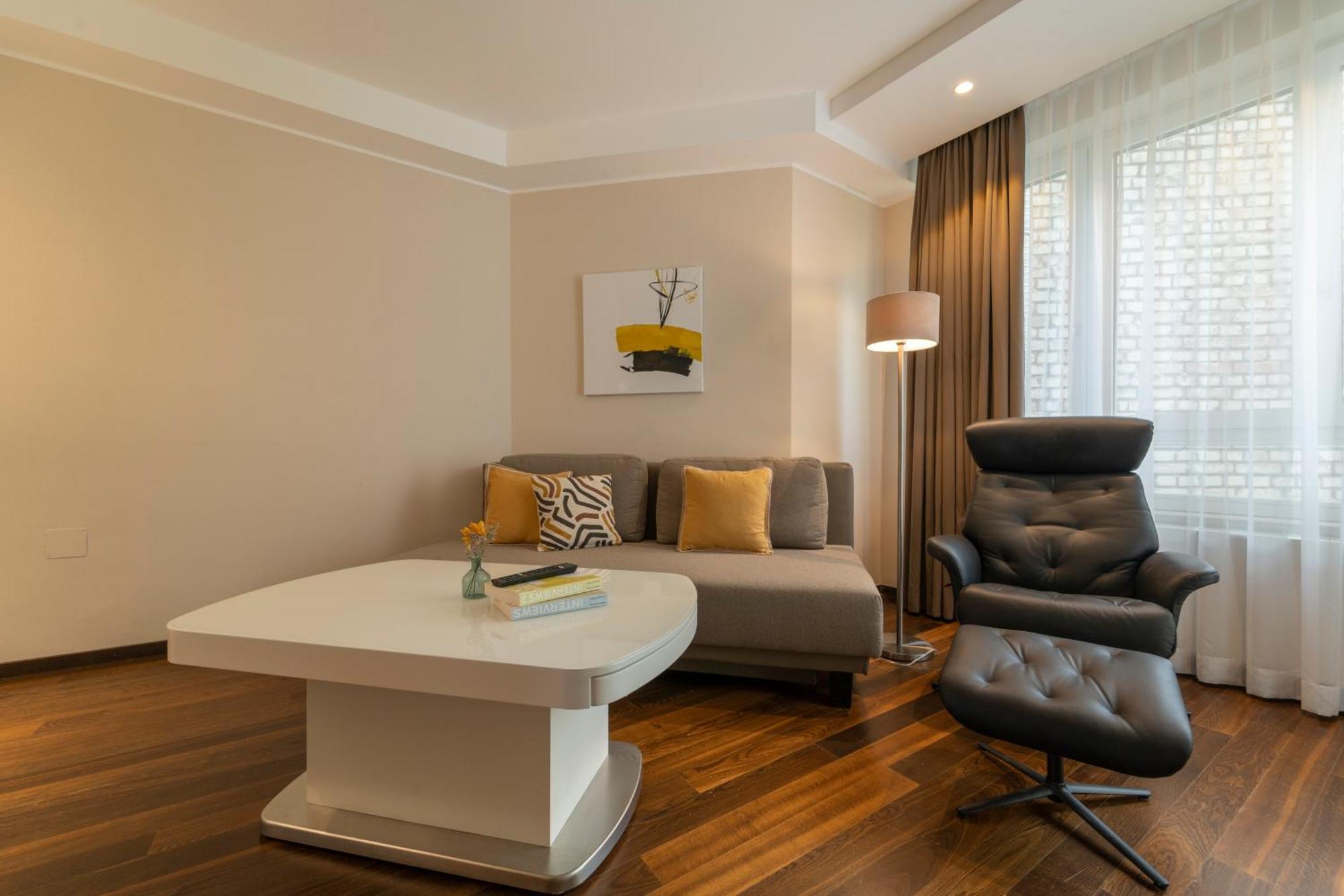 Pakat Residences Wenen Buitenkant foto